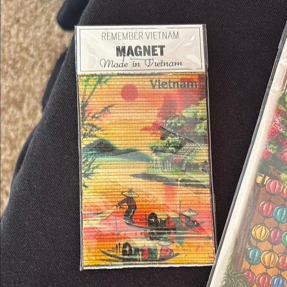 Remembering Vietnam Nguyen Dynasty Totebag, Bamboo Magnet, 3D Note Card Set - Picture 3 of 16